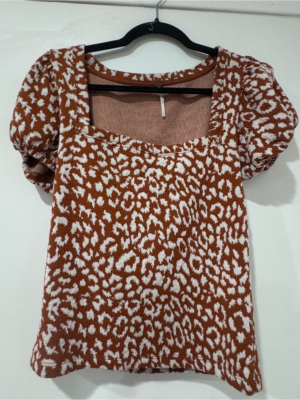 EUC Free People Leopard Print No type Top - Picture 2 of 6